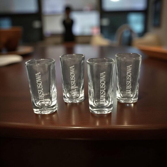 Luksusowa Vodka Shot Glasses Set of 4 | Polish Vodka Barware | Heavy Base Clear - Picture 4 of 6